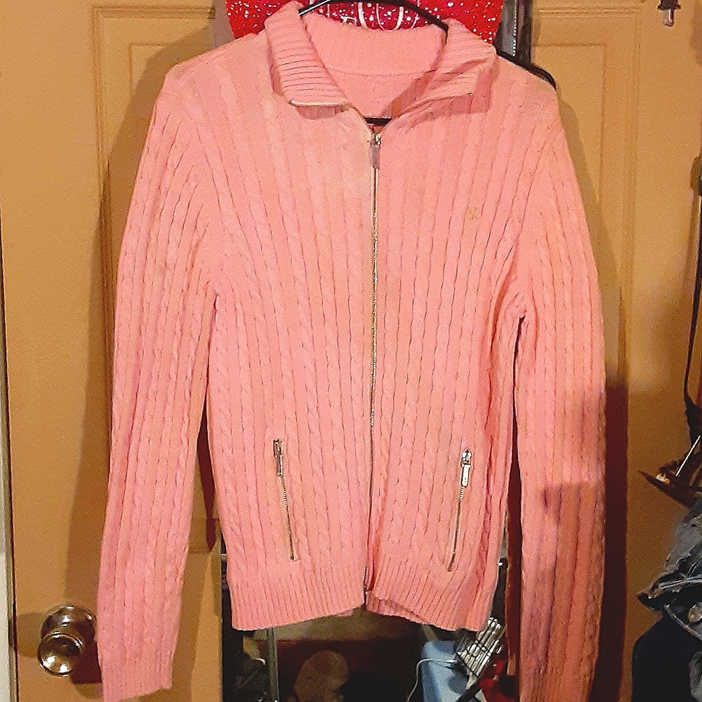 Pink Full Zip Sweater With 2 Zipping Pockets